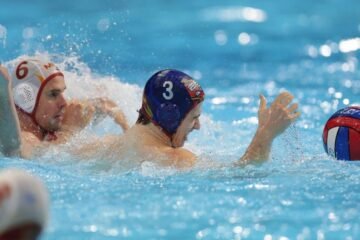 España golea también a Montenegro y afianza su papel de favorita en el Europeo