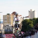 Van der Poel arrolla en el ciclocrós de Benidorm y Felipe Orts acaba tercero