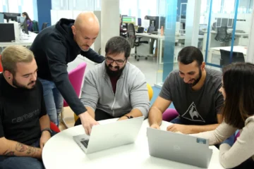 Indra Group consolida su liderazgo como empleador tecnológico