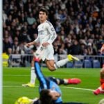 Vinícius acuesta líder al Real Madrid ante una Real Sociedad de papel