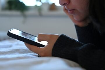 Portugal inicia el trámite de la ley para limitar las redes sociales a menores con el rechazo de la ultraderecha