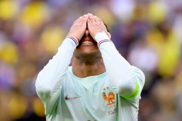 El incontrolable entorno de Mbappé pone a prueba al Real Madrid