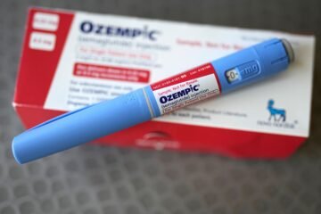 Novo Nordisk anuncia una bajada de precios en España de sus fármacos contra la diabetes y obesidad: Ozempic y Wegovy