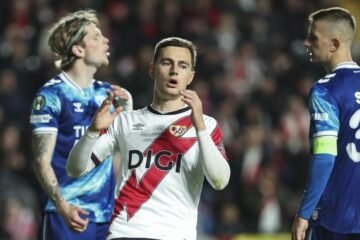 El Rayo sufre para eliminar al Samsunspor y se mete en cuartos en Europa 25 años después