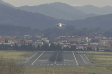 Aena reitera que no habrá cogestión de los aeropuertos vascos pese al acuerdo entre el gobierno central y el autonómico: «No tiene carácter decisorio»