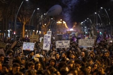 Manifestaciones por el 8M: horarios y recorrido por las principales ciudades de España