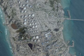 Última hora del ataque de Estados Unidos e Israel contra Irán, en directo | EE UU asegura que ha golpeado más de 90 objetivos militares iraníes en el bombardeo contra la isla de Jarg