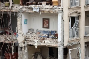 Trump anuncia conversaciones “productivas” con Irán y pospone cinco días los posibles ataques a su infraestructura energética