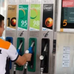 Precio de la gasolina, el diésel y el gas hoy, 6 de marzo, tras la subida por la guerra en Irán: gasolineras baratas en España