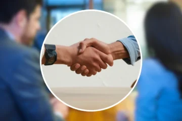 ¿Te han cambiado de puesto sin preguntar? Estos son los pasos legales que puedes dar y la indemnización que te corresponde