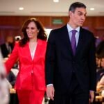 Los españoles le ponen la nota más baja a la Sanidad de toda la historia mientras Sánchez presume de que es «el termómetro democrático»