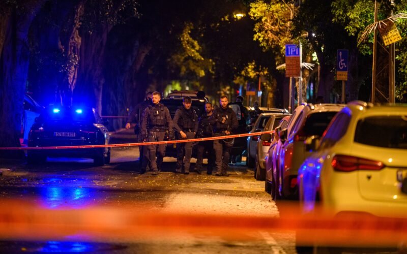 Última hora de la guerra de Estados Unidos e Israel contra Irán, en directo | Irán lanza una nueva oleada de misiles y advierte de ataques “más destructivos” hasta la “rendición” de EE UU e Israel