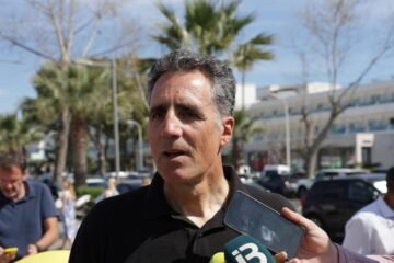 Miguel Indurain, sobre las opciones de Enric Mas en el Giro: «Va bien, sin presión y se puede permitir ir cogiendo el ritmo»
