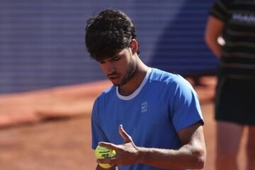 Alcaraz no asegura su presencia en Roland Garros