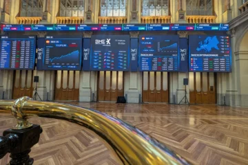 El Ibex 35 sigue arrastrando las tensiones de Oriente Medio