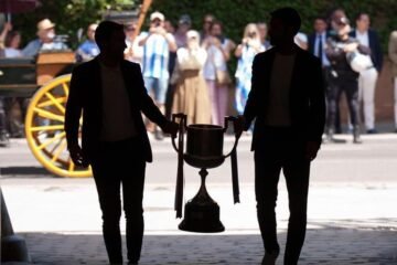 La Copa del Rey llega al Palacio de San Telmo: «Sevilla volverá a ser un ejemplo para España de buen ambiente y de respeto»