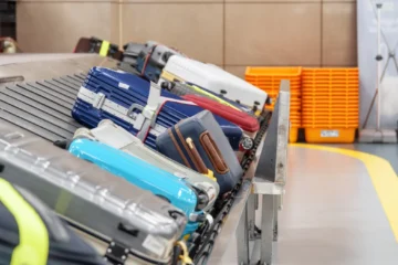 Cómo reclamar mis maletas perdidas en el aeropuerto, trenes y autobuses