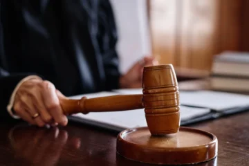 El Tribunal Supremo es firme: el descanso semanal de los trabajadores de 36 horas no se puede solapar con el diario