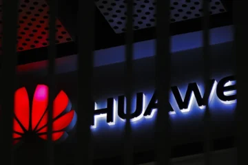 Bruselas asesta un nuevo golpe a Huawei y bloquea la financiación a la tecnología china en renovables