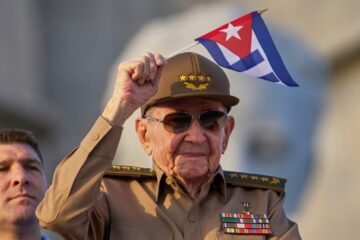 Raúl Castro, el gran símbolo de la Cuba revolucionaria, en la mira del Gobierno de Estados Unidos