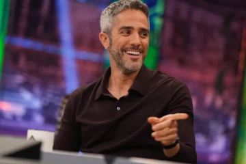 Roberto Leal confirma la renovación de ‘Nos vamos de madre’ y adelanta la peligrosa y ardiente prueba de Miguel Ángel Muñoz en ‘El Desafío 7’