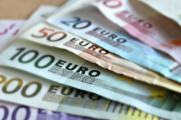 Un soldador pierde parte del pulgar de su mano dominante y la aseguradora le ofrece solo 35.000 euros: «Eso es cobrar una miseria»