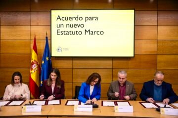 Enfermería también se rebela contra el Estatuto Marco de Mónica García: «Una traición»