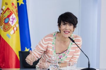 La Seguridad Social fulmina el papel en las bajas laborales: a partir de septiembre solo notificará por internet