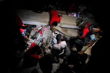 Decenas de edificios colapsan en La Guaira, el estado más afectado por los terremotos en Venezuela