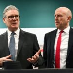 La cascada de dimisiones en el Ministerio de Defensa británico debilita aún más a Starmer en su pugna por seguir en el cargo