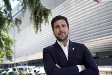 Enrique Riquelme crea una plataforma de oposición a Florentino Pérez