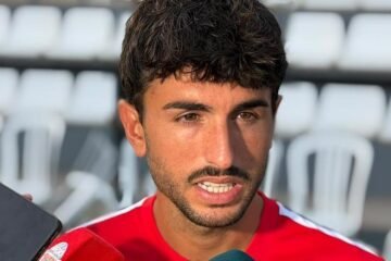 Manu Morlanes: «El que está es porque quiere estar, eso es fundamental»