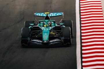 Leclerc lidera los primeros Libres; Cara y cruz para Alonso y Stroll con las 16 mejoras de Aston Martin