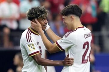 De la Fuente: «Lamine y Cubarsí son genios. Tienen una madurez y una inteligencia…»