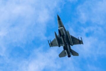 Cazas polacos interceptan un avión de reconocimiento ruso a 30 kilómetros de su costa