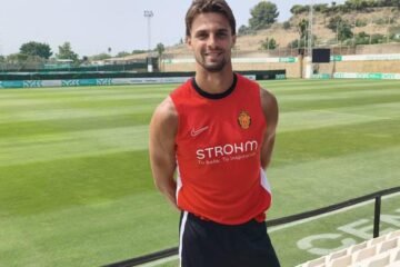 Martin Valjent, futbolista del Real Mallorca: «Es una cuestión personal seguir con el Mallorca en Segunda»