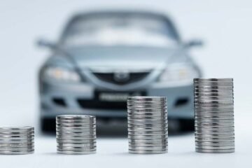Tu coche puede abrirte la puerta a un préstamo: así funciona la financiación con aval