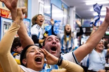 Locura en las calles argentinas después de la victoria ante Inglaterra