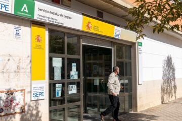 La justicia corrige al SEPE y le devuelve el subsidio de mayores de 52 años a una desempleada a la que reclamaban 8.300 euros
