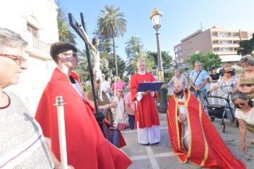 Ceuta despide al Cristo de los Afligidos antes de su restauración en Sevilla