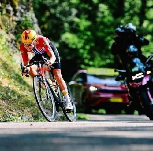 Paula Blasi se salva en una etapa del Tour con épica