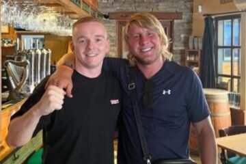 Paddy «The Baddy» Pimblett sorprende en Magaluf con una visita para desayunar