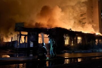 Al menos 12 muertos y decenas de heridos en un ataque ruso con misiles contra Kiev