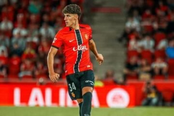 El Mallorca agita su defensa: Olaizola se acerca al Eldense y David López podría hacer las maletas