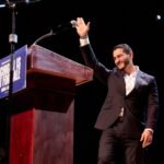 El progresista Abdul El-Sayed gana las primarias demócratas en Míchigan, una batalla clave para el futuro del partido