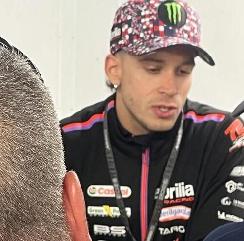 Bezzecchi bate el récord de Silverstone recién salido del quirófano