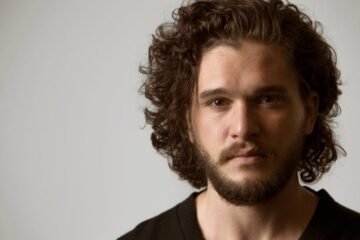 Kit Harington rompe su silencio sobre su fichaje como Gilderoy Lockhart en la nueva serie de ‘Harry Potter’: «Es un sueño»