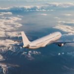 Los billetes de avión suben, pero las coberturas de combustible evitan un incremento desbocado