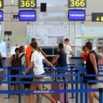 Los españoles cada vez retrasan más la reserva de sus vacaciones: las compras de vuelos a última hora se duplican en el mes de agosto
