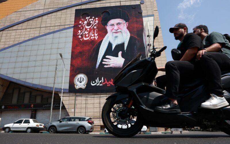 Irán pide que EE UU “corrija su comportamiento” y le indemnice para reabrir el estrecho de Ormuz
